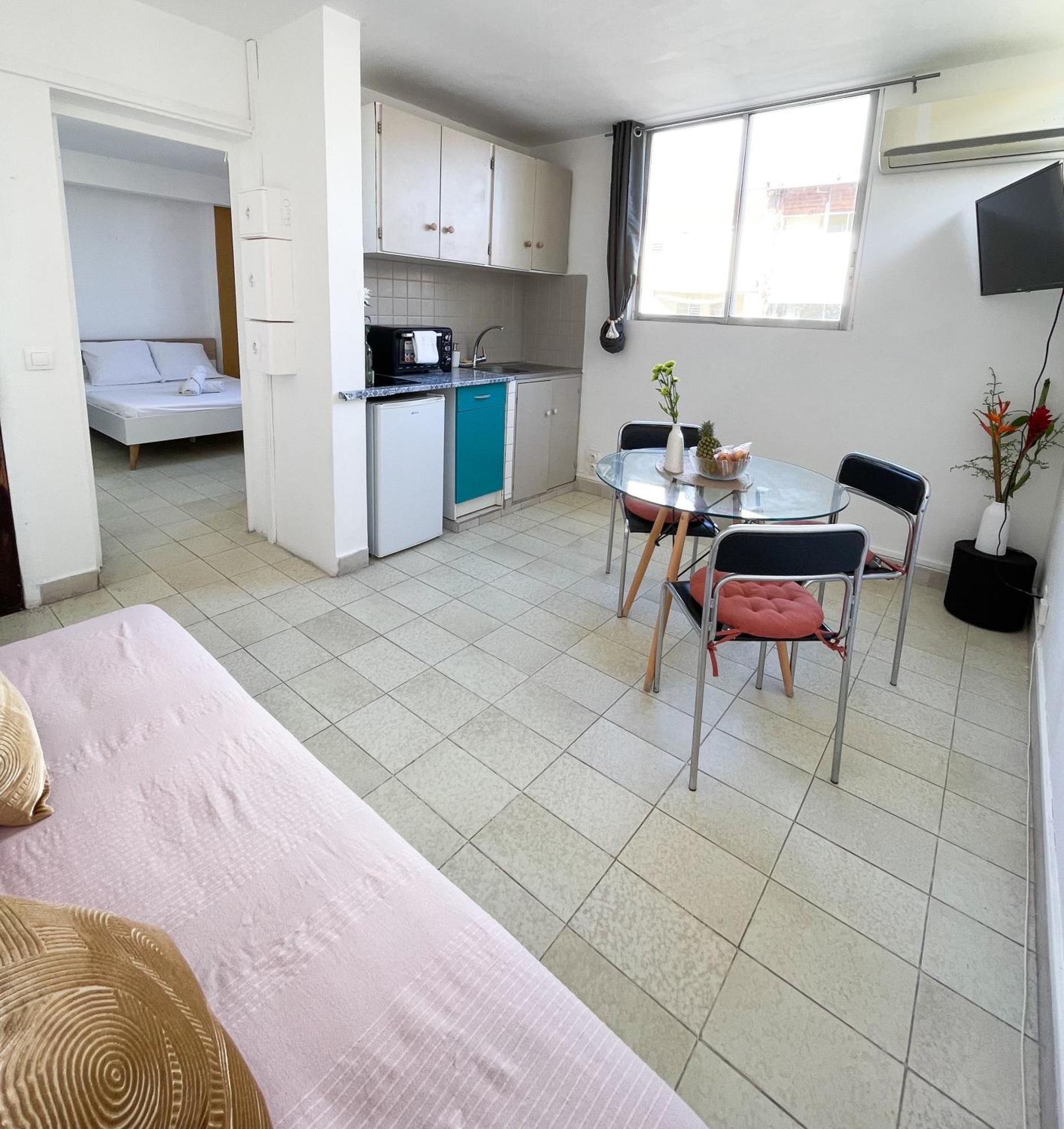 T2 Calme Et Lumineux Au Coeur De Pointe-A-Pitre Apartment Exterior photo